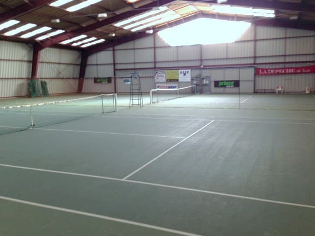 Courts couverts